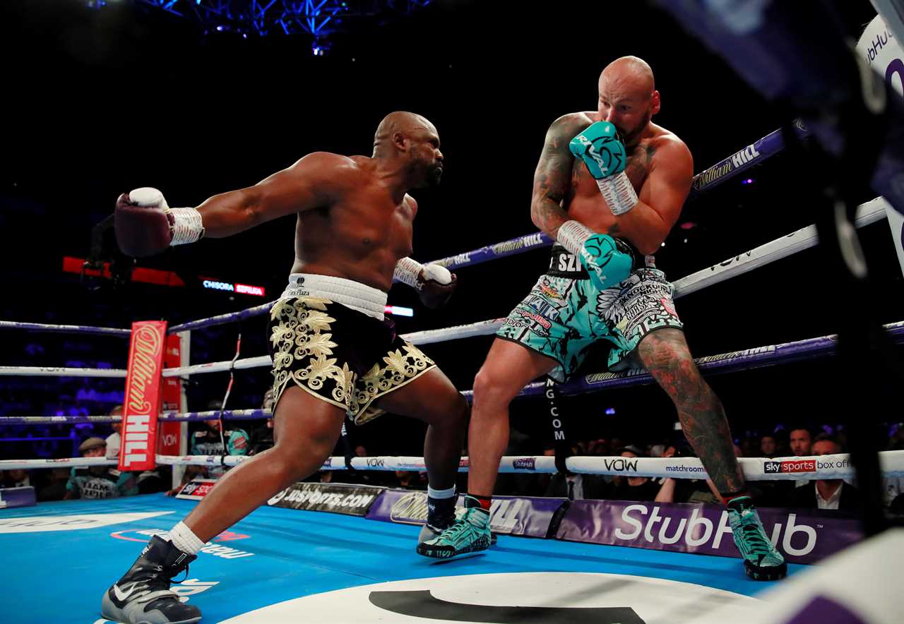 Boxing veteran Wilder and Chisora beat five-time 'World's Strongest Man' MMA champion MMA star, who was beaten by Wilder.