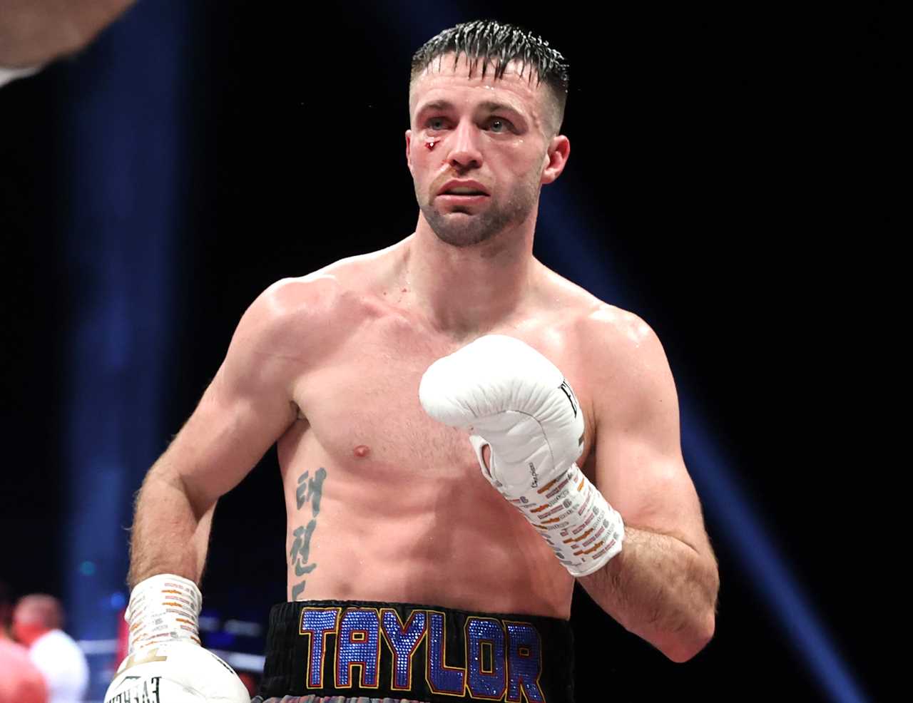Unimpressed Josh Taylor replies to Teofimo's death threat by saying 'the guy is a wreck', and calls an ambulance