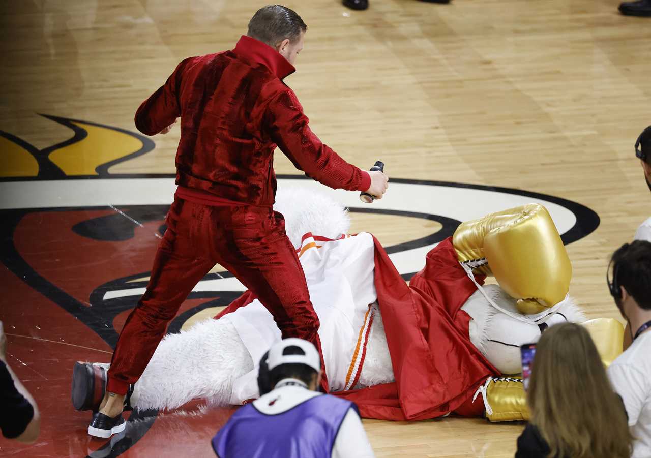 Conor McGregor knocks out Heat mascot and leaves him in HOSPITAL following brutal knockout.