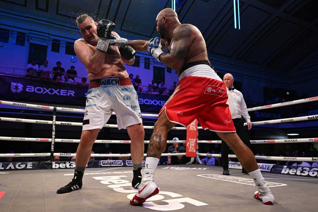 Frazer Clarke wins by a dull margin of points against Mariusz Wach, and he admits that people will think Fabio Wardley is going to flatten him now.