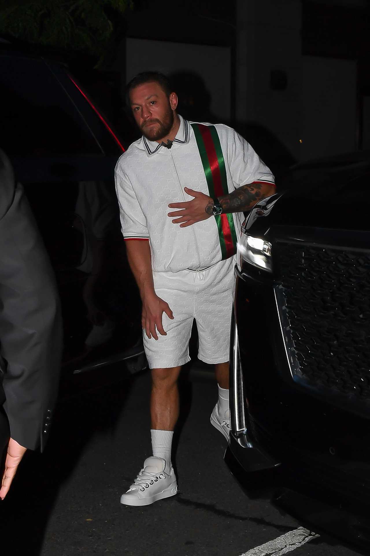 Conor McGregor signs autographs & breaks cover in NYC, days after MMA superstar is accused of sexual abuse at NBA Final