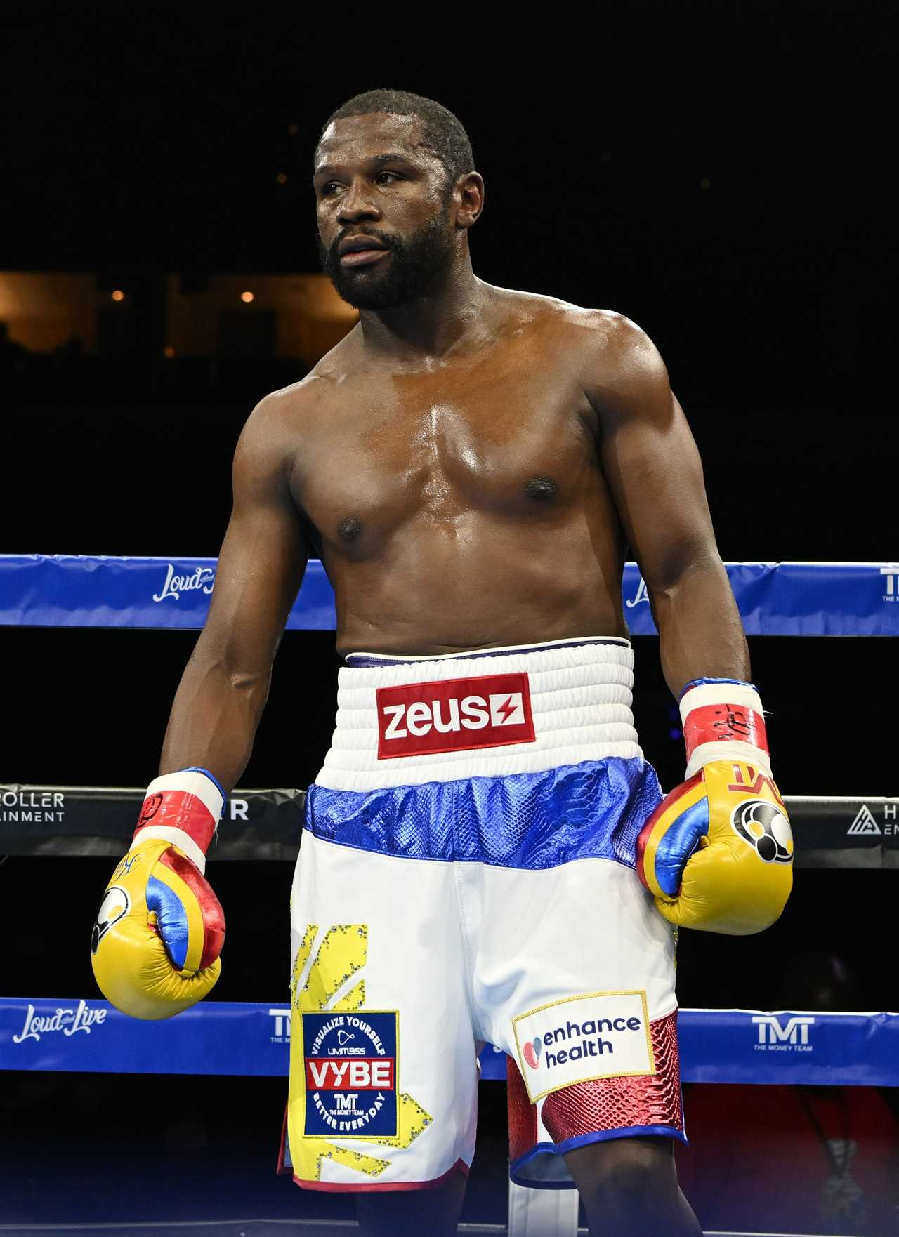 Fans agree that KSI will knock out Floyd Mayweather following the boxing legend’s final exhibition.