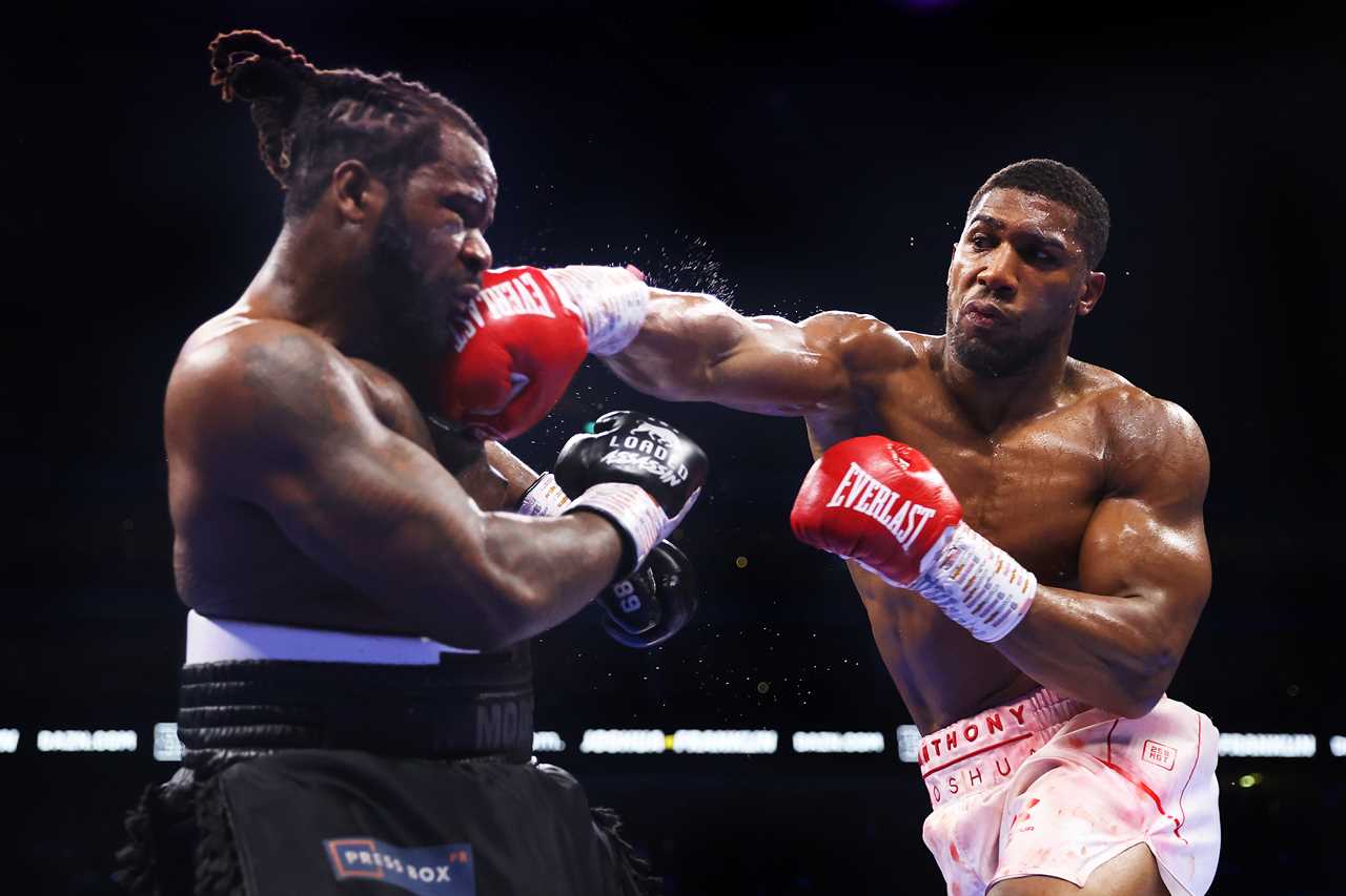 Former world champion gives brutal assessment of Anthony Joshua ahead of possible Wilder fight