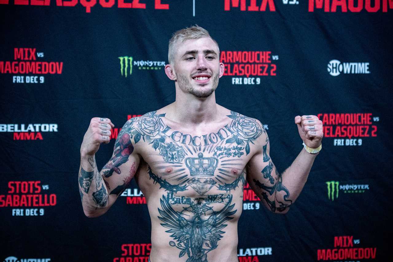 Cris Lencioni is rushed to hospital when a Bellator MMA athlete collapses and suffers cardiac failure during training.