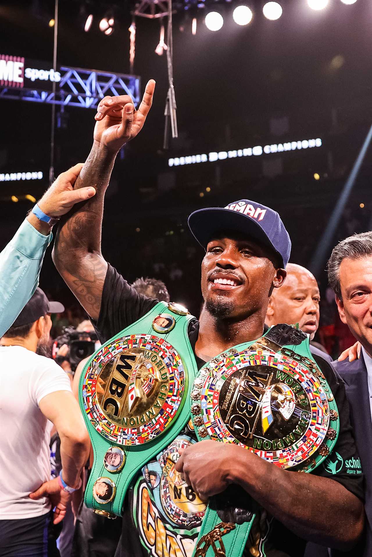 Canelo alvarez will face Jermall charlo, who is undefeated after signing a huge three-fight contract