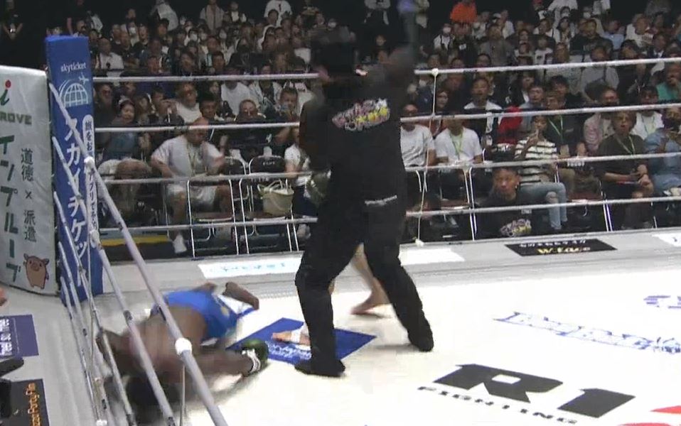 Fans are stunned by MMA star's insane'movie-style' KO of rival who slowly falls to the ground and freezes