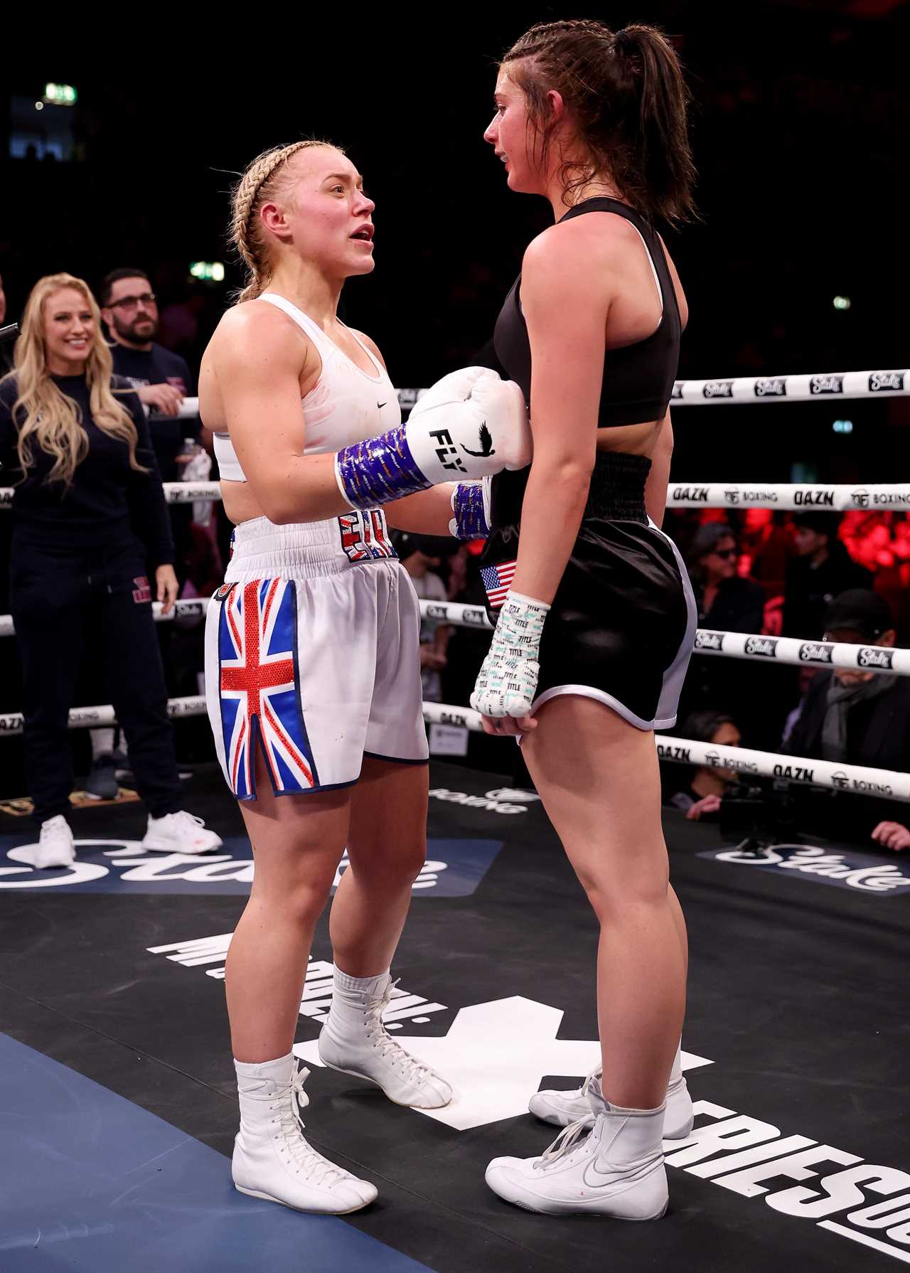 Elle Brooke, a beautiful boxer and OnlyFans model, promises to return to Pornhub after winning her next fight