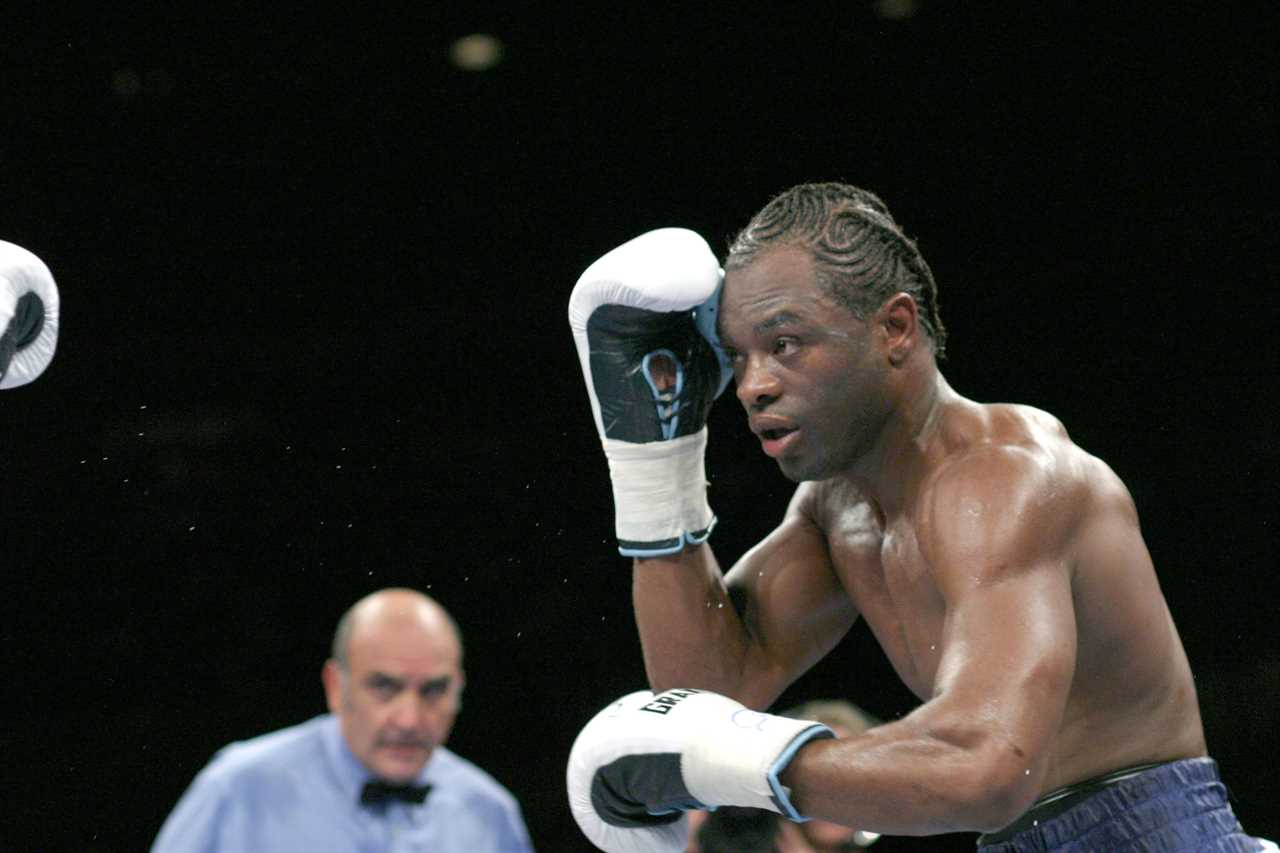 Antwun echols, 52: boxer known as 'Kid Dynamite who won world titles and received tributes, has died.
