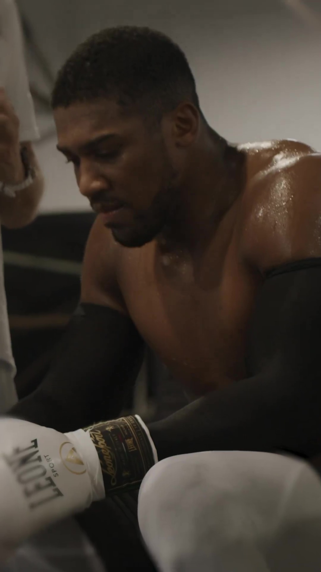 Anthony Joshua shows off blisters and a 'peeling' skin as a result of his brutal training.