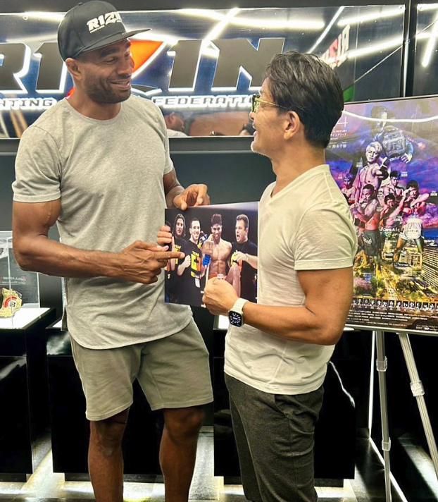 Unrecognisable UFC legend says that 'PARASITES told him to eat more meat, as he tackles his insane weight loss. He also confirms his retirement.