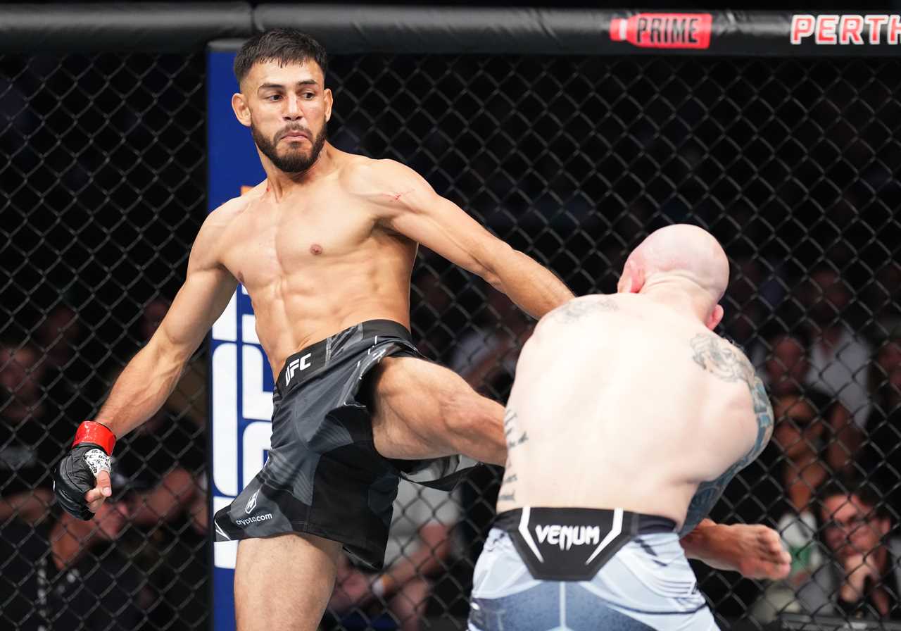 Yair Rodrigo, UFC 290's star, trains in an ancient Aztec Temple above sea level to prepare for Volkanovski