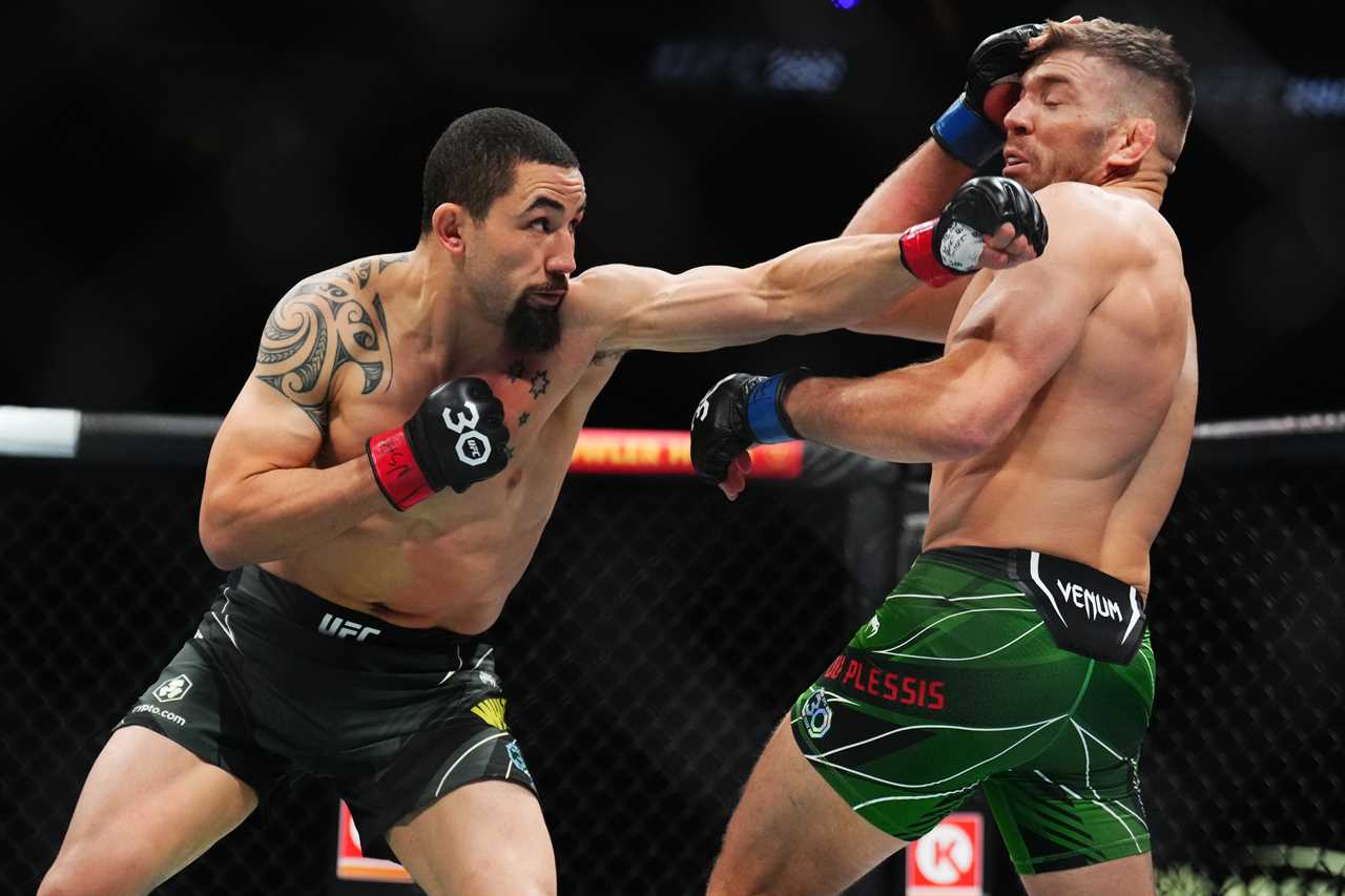 UFC 290 - Dricus du Plessis knocks out Robert Whittaker, setting up Israel Adesanya in a grudge match racial tension