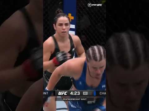 This is a new level of fight or flight #UFC#MMA #UFCVegas77#fight