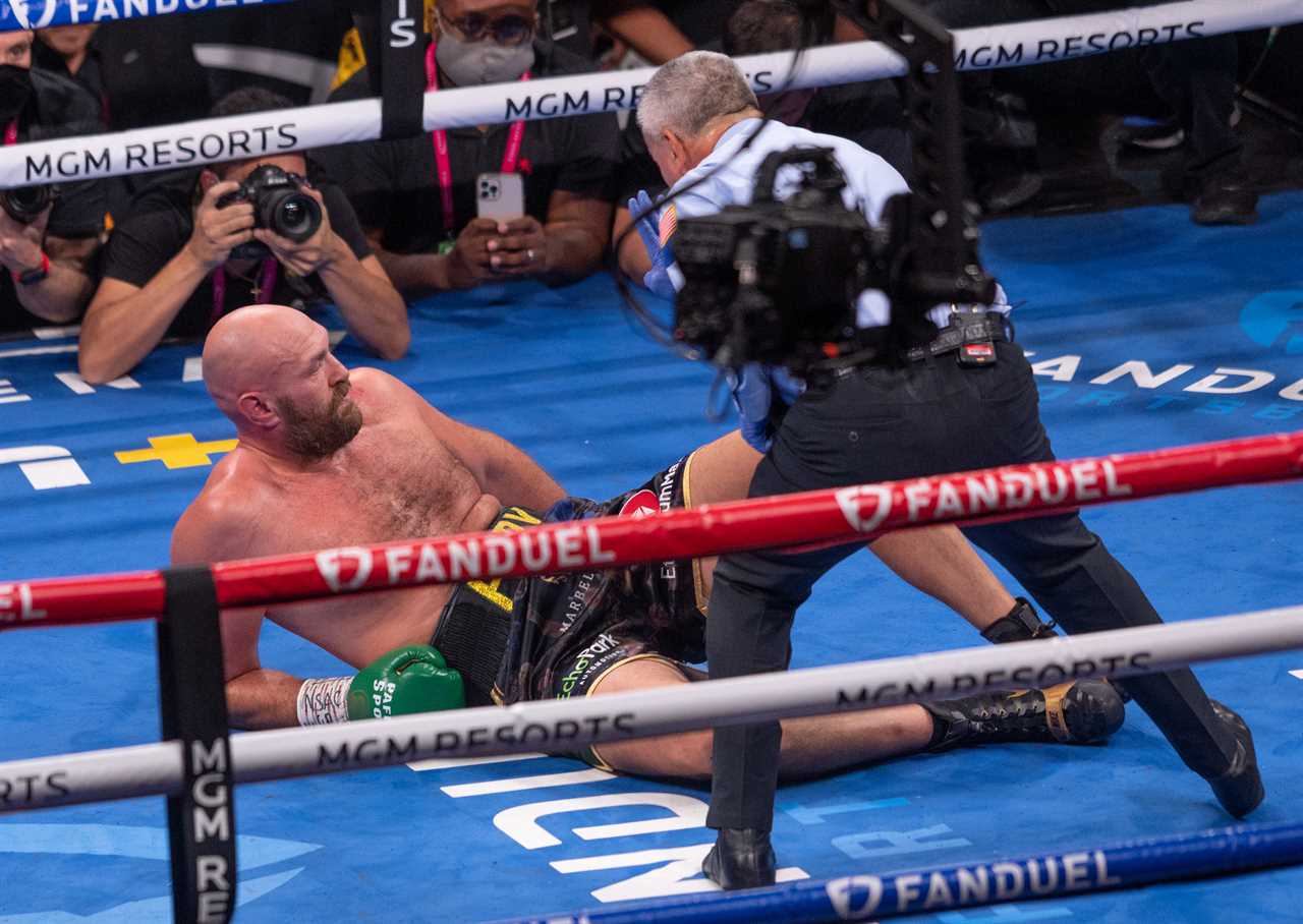 Tyson Fury's contract with Francis Ngannou includes a clause for a rematch.