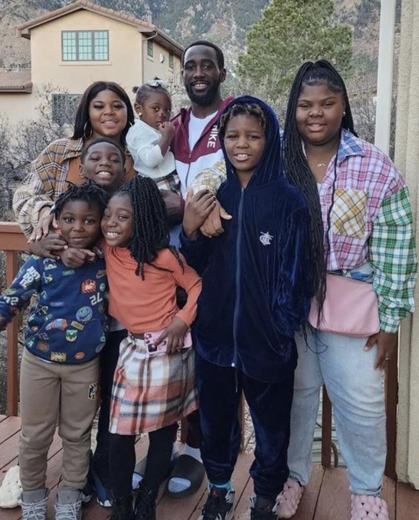 How many children does Terence Crawford have with Alindra Person?