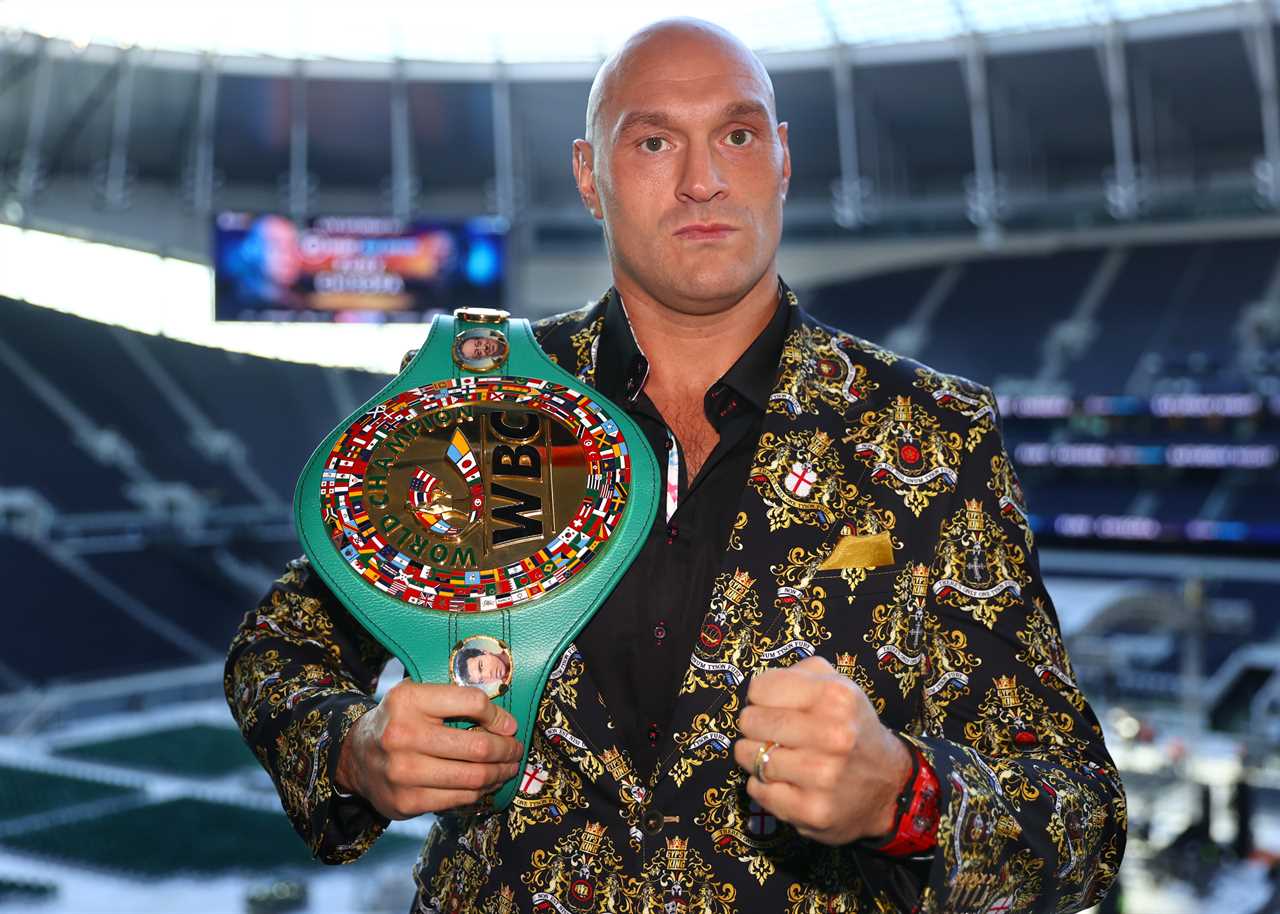 Rival Zhilei Zhao calls Tyson Fury a disgrace to boxing