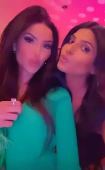 Amir Khan’s wife Faryal Makhdoom celebrates WITHOUT her wedding band after sexting ‘split’ from boxer husband
