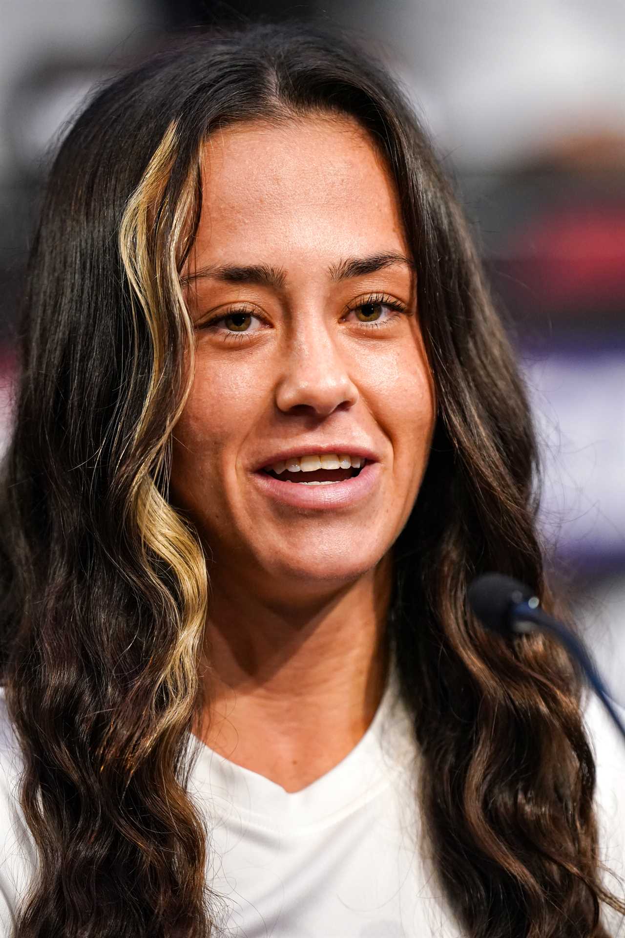 Boxer Maisey Courtney thanks Anthony Joshua for saving her undercard fight