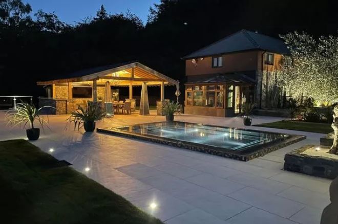 Tyson Fury’s Luxury Staycation At Forest View Retreat