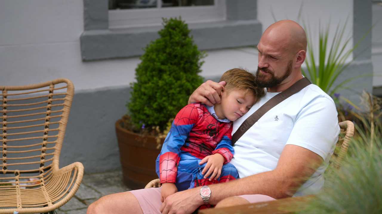 Tyson Fury’s Luxury Staycation At Forest View Retreat