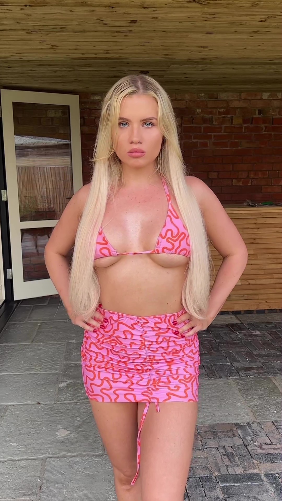 OnlyFans Star Banned From Boxing for Flashing Boobs Shows Serious Underboobs in Bikini while She Does Cringe Dance