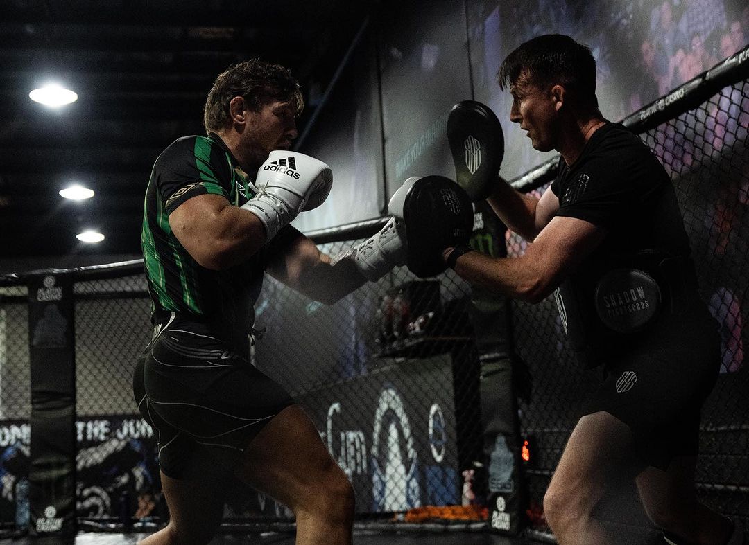 Conor McGregor’s training photos have fans convinced of victory in UFC return