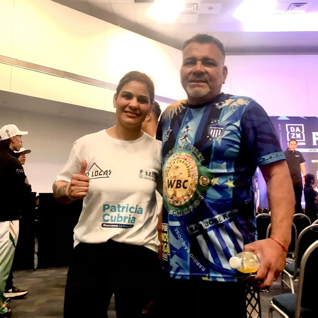 Boxing trainer Diego Arrua dies at 58 after heart attack during world title fight