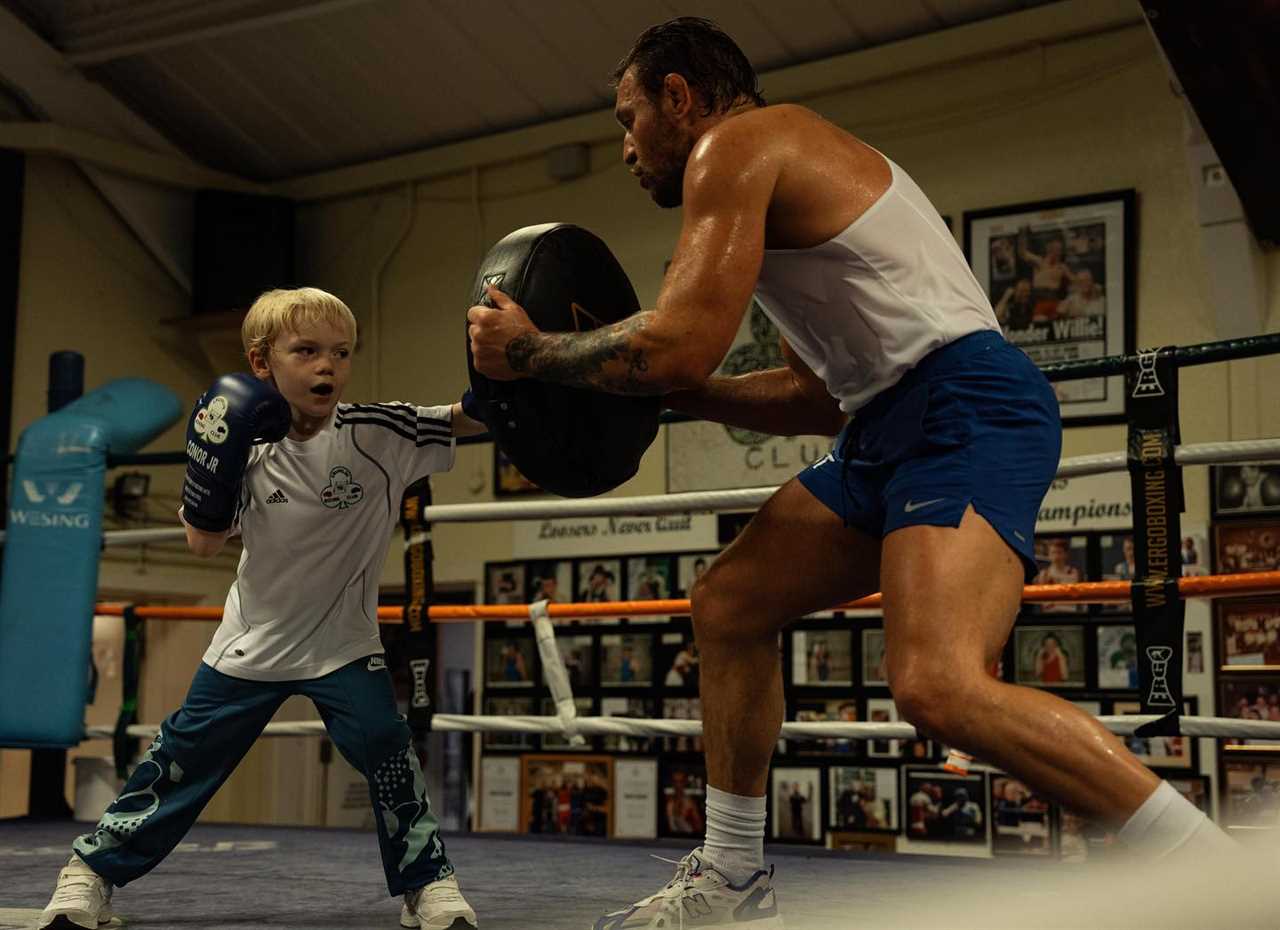 Conor McGregor’s Son Trains with Him in Boxing