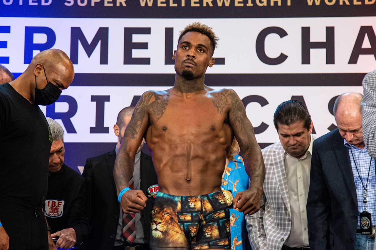 Canelo prepares for Super-Middleweight showdown with Jermell Charles