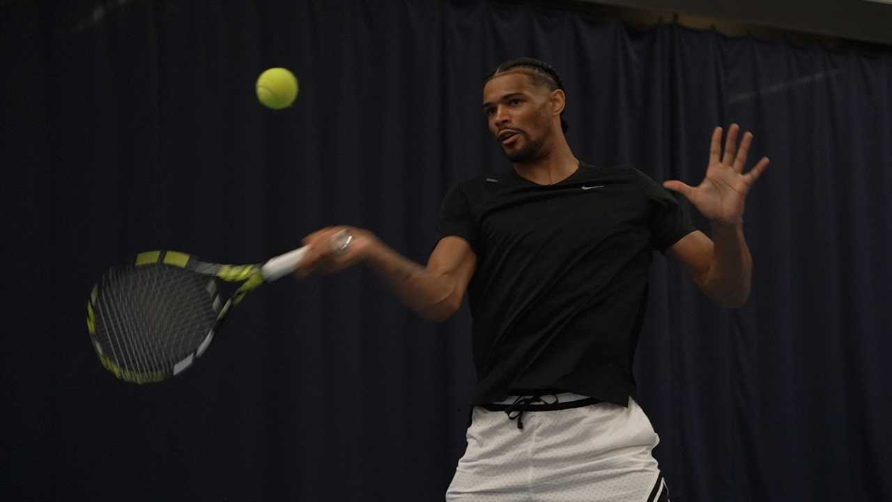 Former Tennis Star Jordan Thompson Aims to Win World Boxing Title