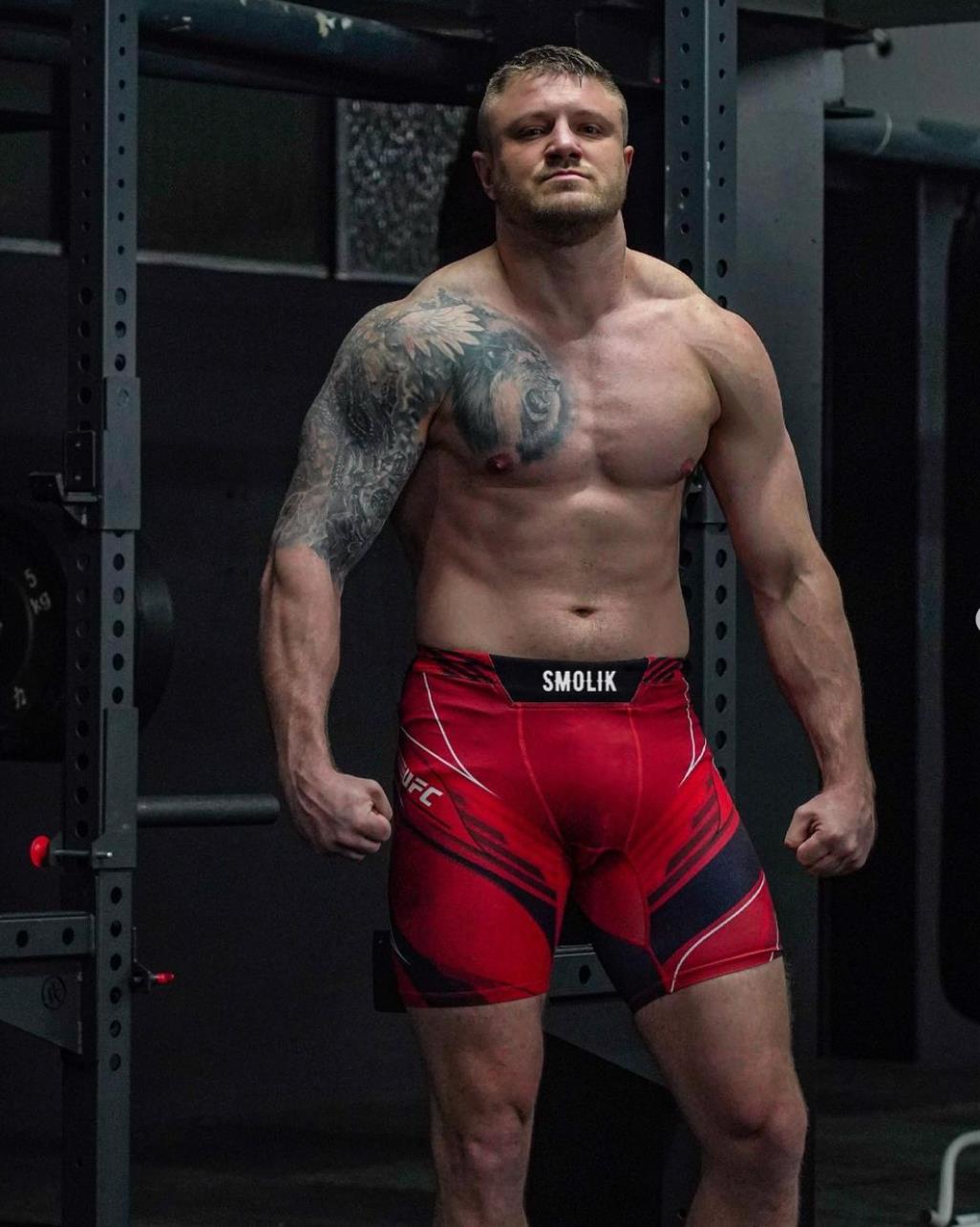 MMA Star Michael Smolik Diagnosed With Brain Tumor Just Days Before Huge Fight
