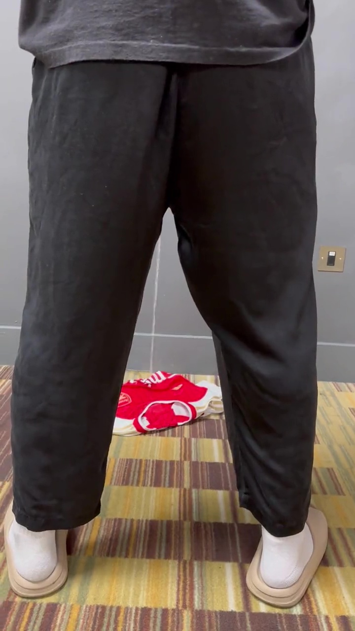 Dillon Danis Urinates on Arsenal Shirt Days Before Logan Paul Fight in Shocking Message to KSI