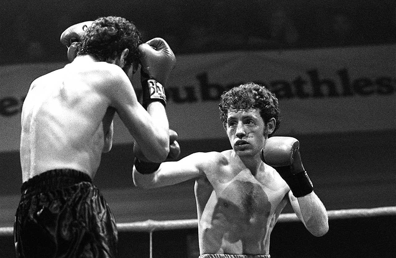 Hugh Russell, 63 years old: The double British boxing champion died after a long illness. Tributes poured in.
