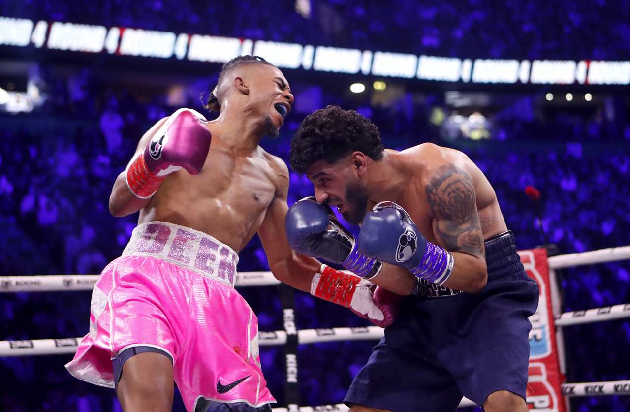 Misfits boxer Deen the great Fights With One Arm After A Brutal Injury In Walid Sharks Rematch