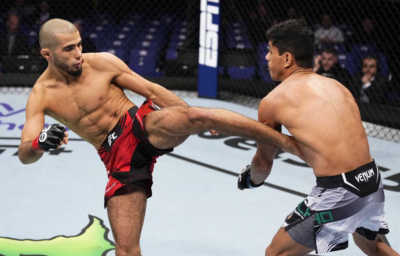 Muhammad Mokaev risks knee injury to win UFC Fight