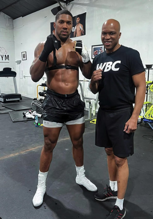 Anthony Joshua's 'Incredible Body' Revealed Post-Retreat: Fans are Shocked