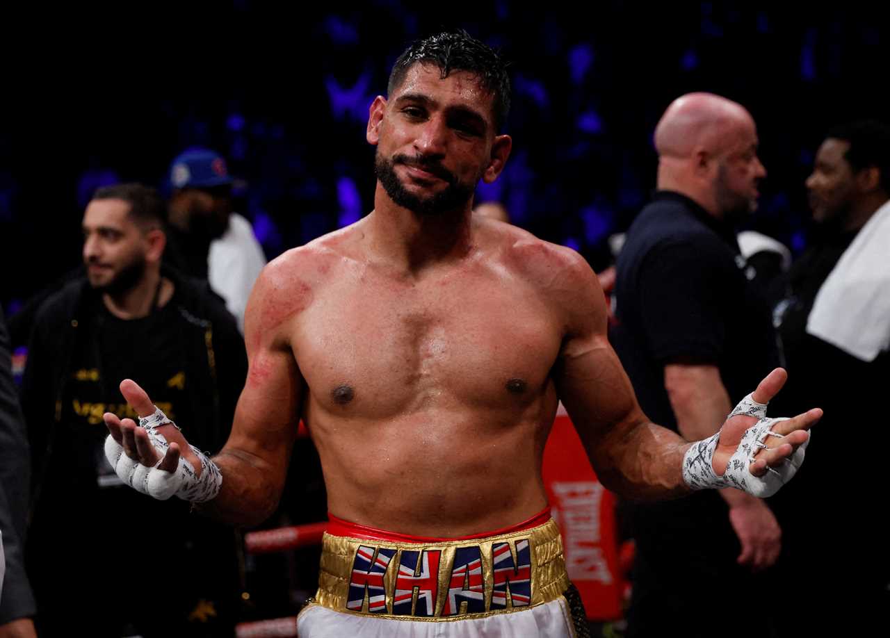 Amir Khan Tells Anthony Joshua To Take A Break From Social Media