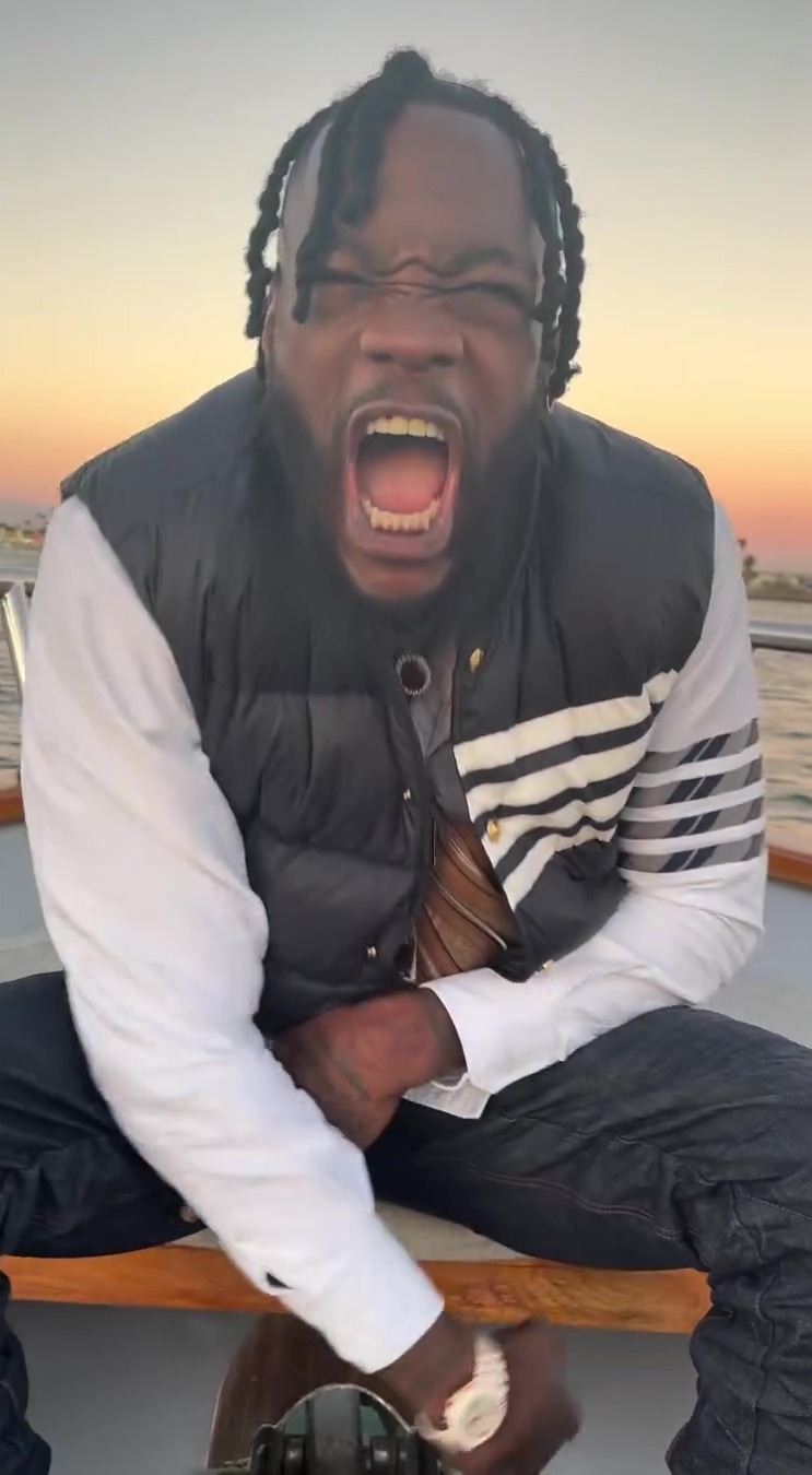 Deontay wilder launches a blistering attack on Anthony Joshua by calling him mentally weak