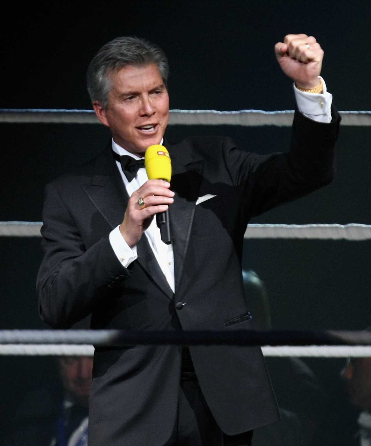 Michael Buffer, boxing legend, admits he hates hearing himself announce fights