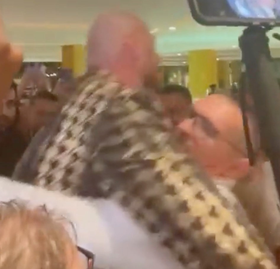 Tyson Fury accuses Oleksandr Usyk in an awkward meeting before the Francis Ngannou fight of wearing high heels