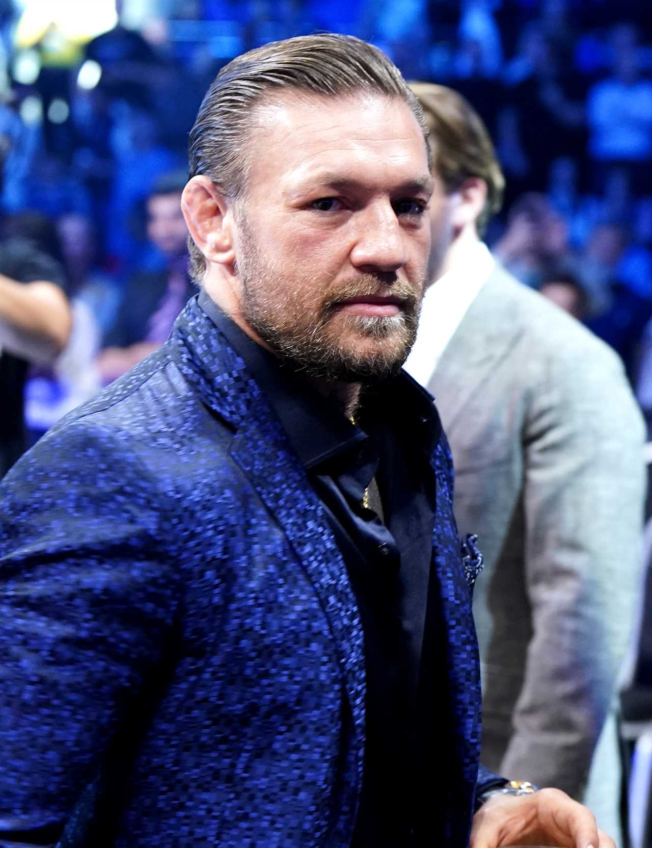 Conor McGregor Slides into DMs of 'Crazy Plane Lady' Tiffany Gomas as She Reveals What UFC Star Wanted