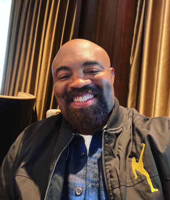 UFC Legend Anderson Silva Unveils New Look with Goatee Beard