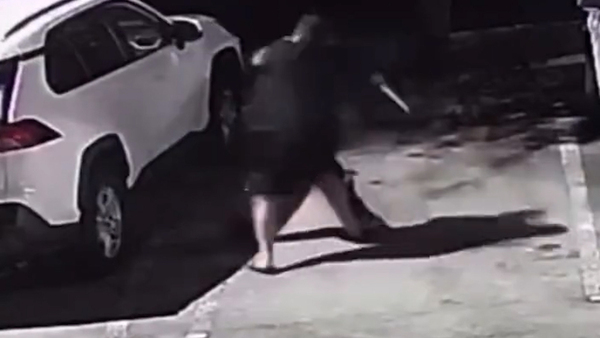 Retired MMA Fighter Javier Baez Fights Off Knife-Wielding Man in Miami
