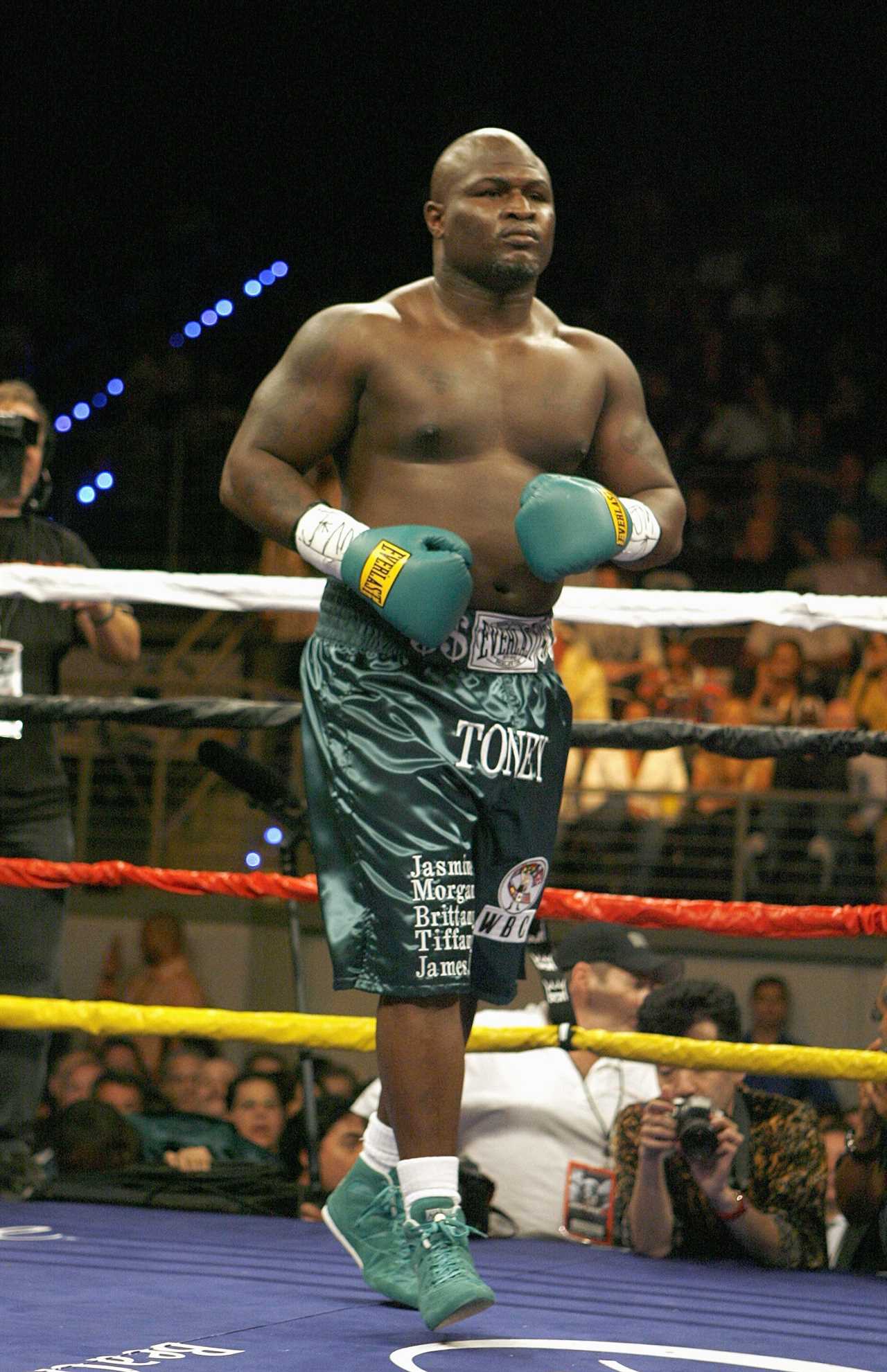 Boxing Legend James Toney Reflects on Failed UFC Crossover, Prepares for Comeback Bout at 55