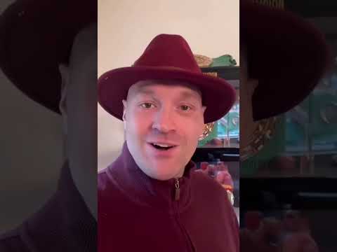 Tyson Fury sends message to new UFC champ Tom Aspinall 👏 #Shorts
