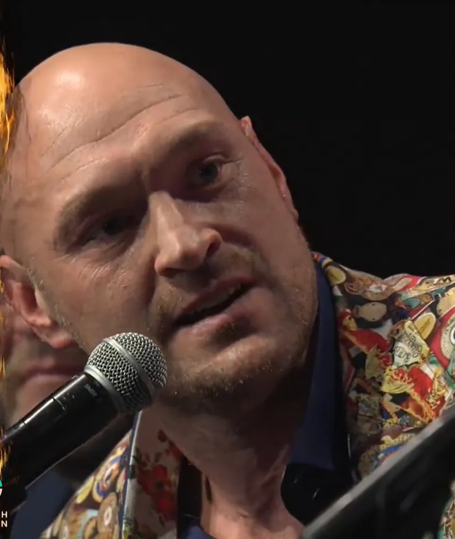Eagle-eyed fans spot the moment Oleksandr Usyk 'rattled' Tyson Fury in press conference for undisputed heavyweight fight