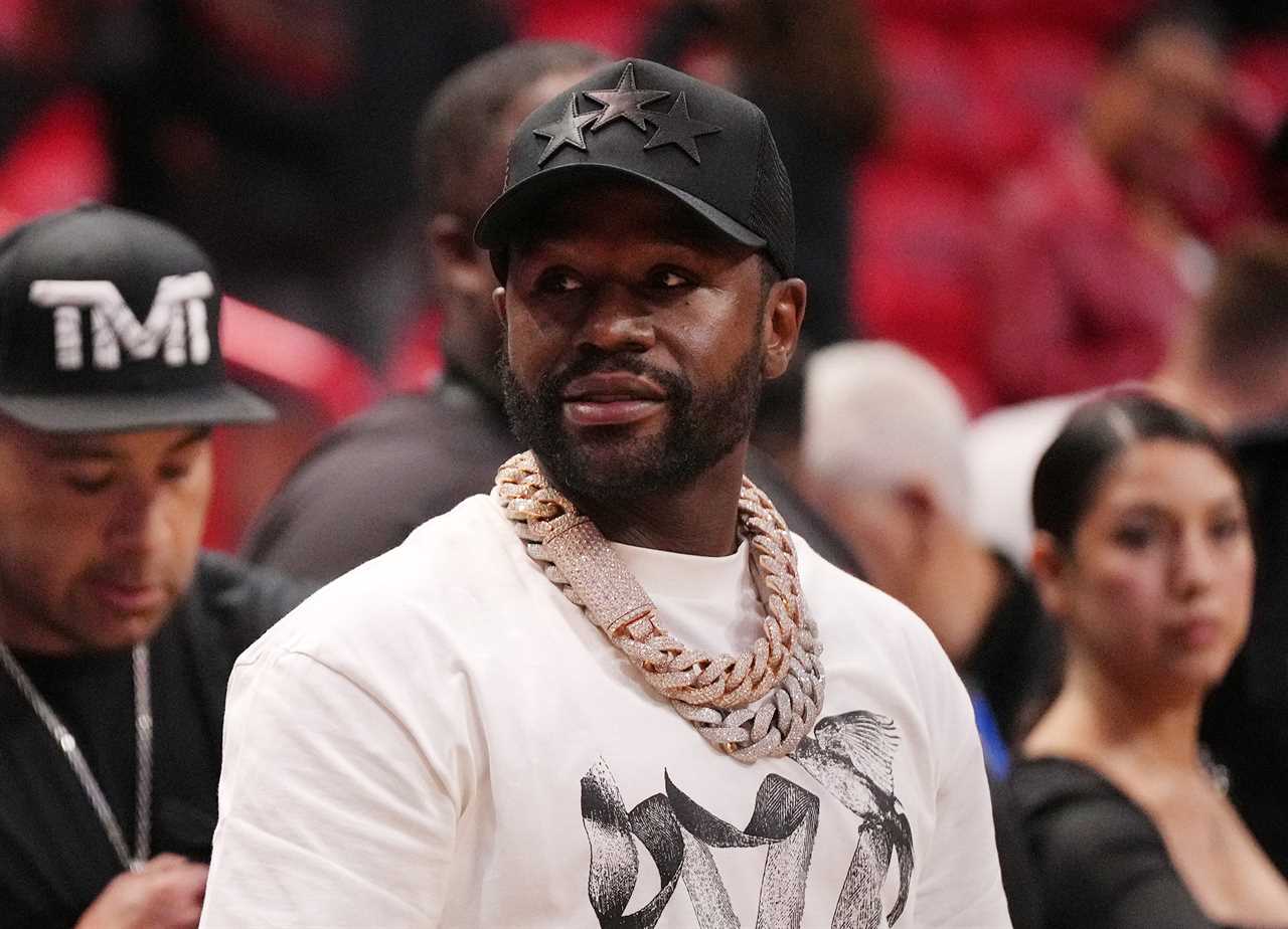 Floyd Mayweather Announces Comeback Fight Against John Gotti III