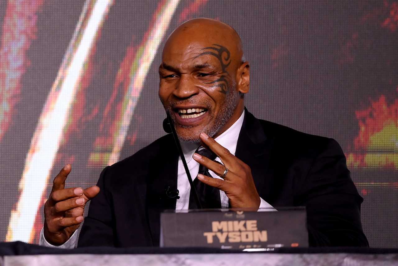 Mike Tyson Reveals His Prediction for Tyson Fury vs Oleksandr Usyk Fight