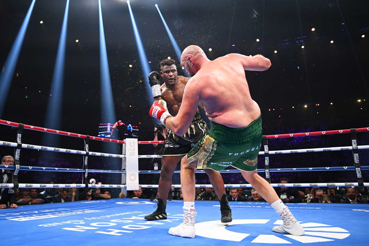 Muhammad Ali's MMA Star Grandson Considers Switch to Boxing Following Francis Ngannou's Performance Against Tyson Fury