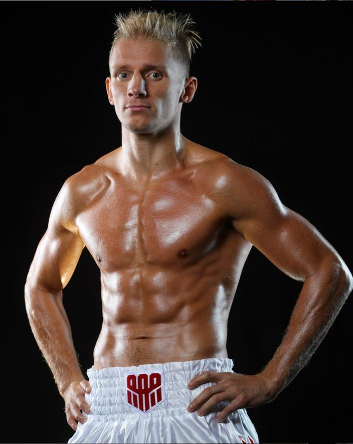 Boxer Arturs Ahmetovs Sparks Controversy by Dropping Women's Champion Claressa Shields in Sparring